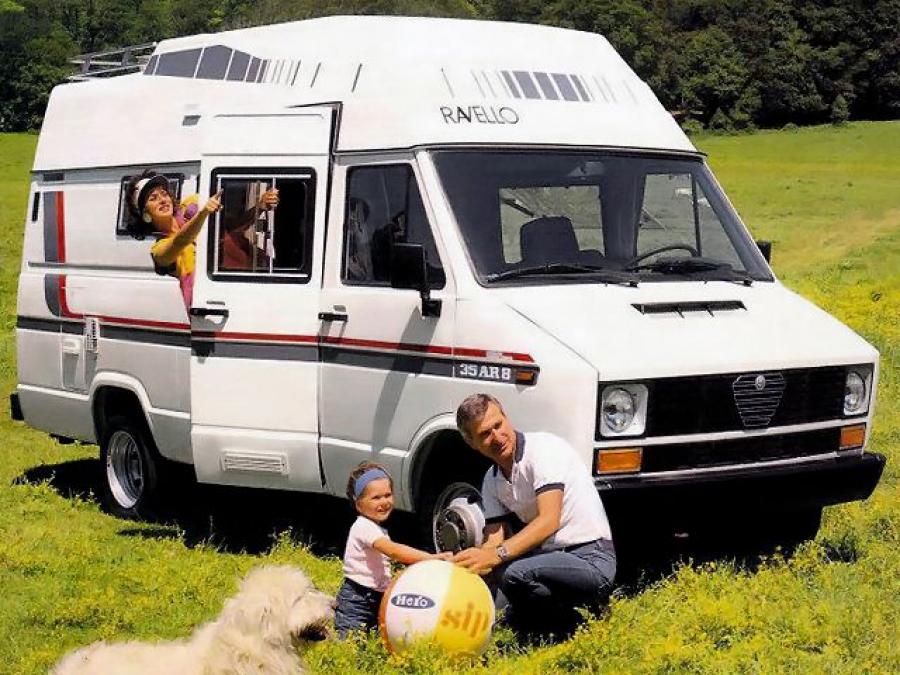  Alfa Romeo 35 AR8 Camper Ravello (280) 1981 года  (фото 4 из 4)